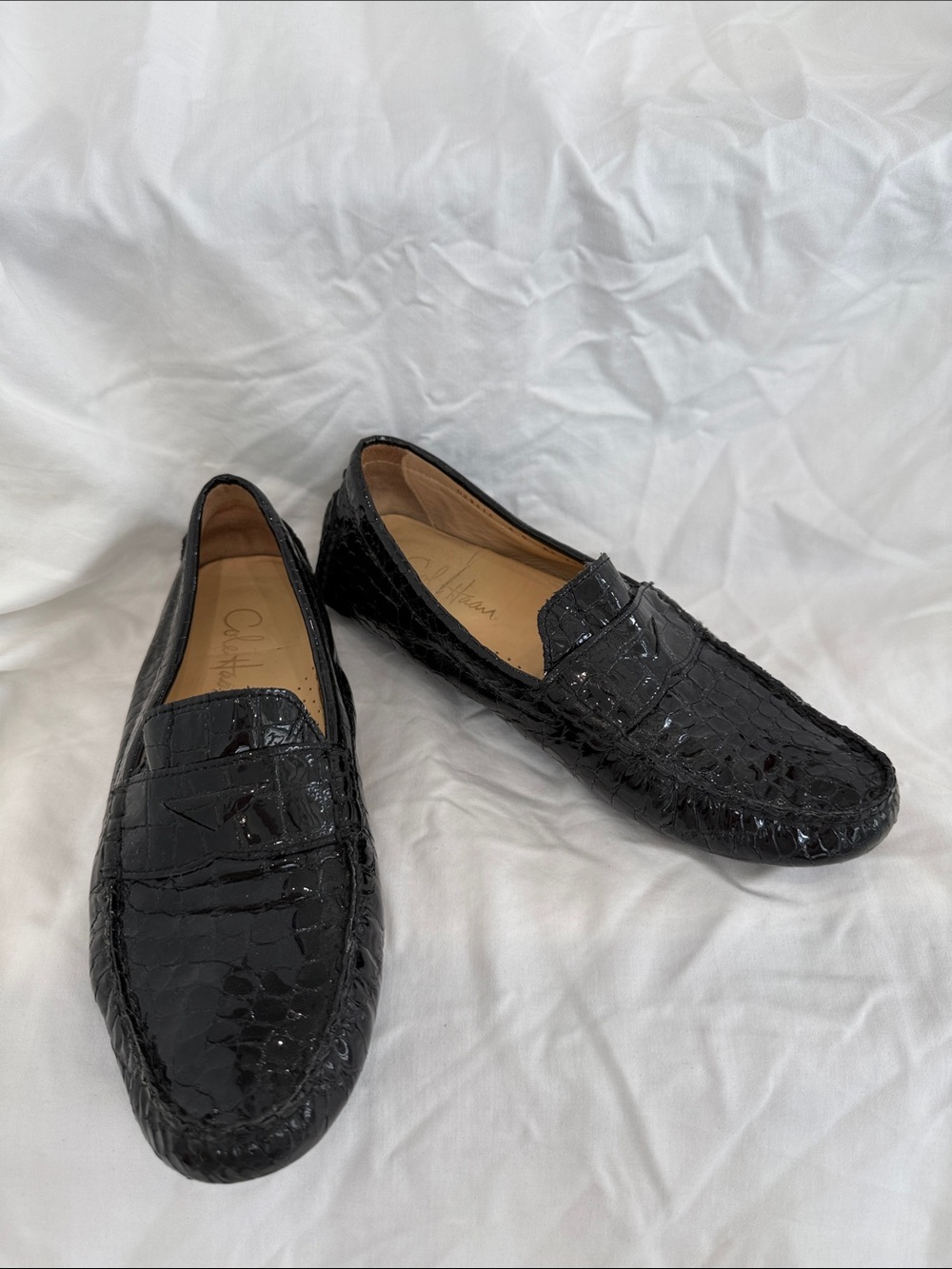 Black Croc-Embossed Driving Shoes - Women